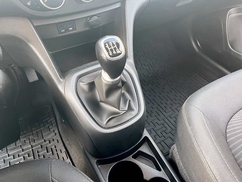 Bild på Hyundai i10 Comfort 1.0 blue 67hk - RATTVÄRME