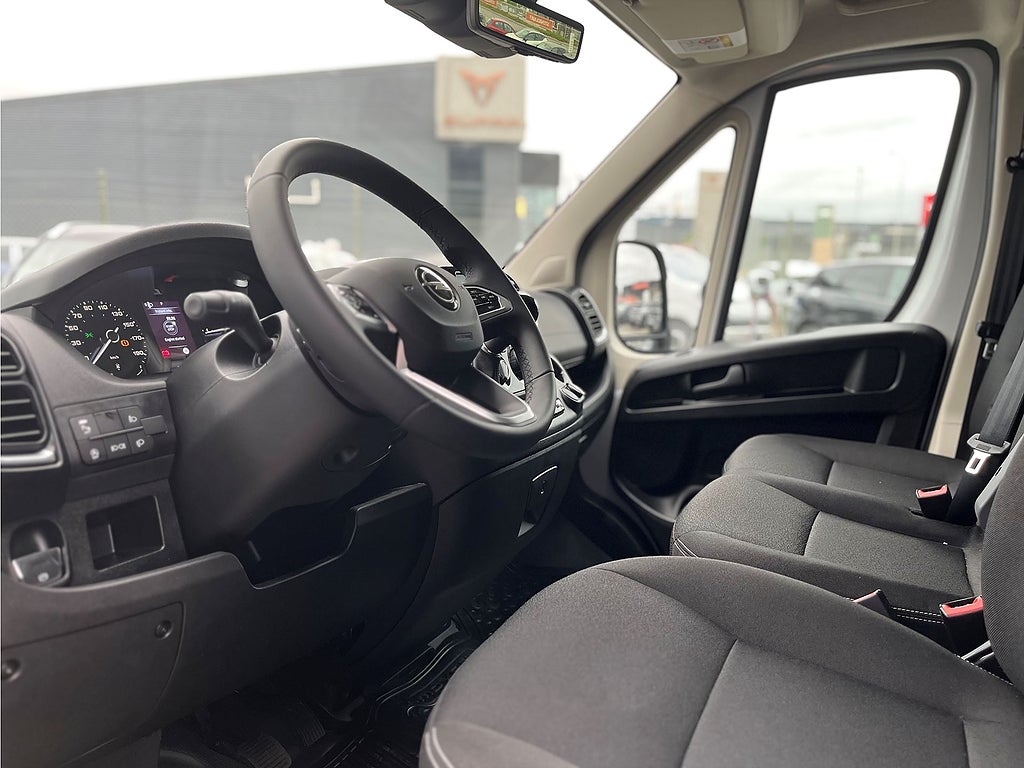 Bild på Opel Movano 140hk AT8 L2H2 Aut - Värmare & backkamera