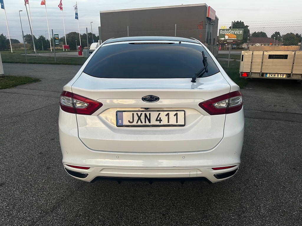 Ford Mondeo 2.0 EcoBoost 240 HK Titanium