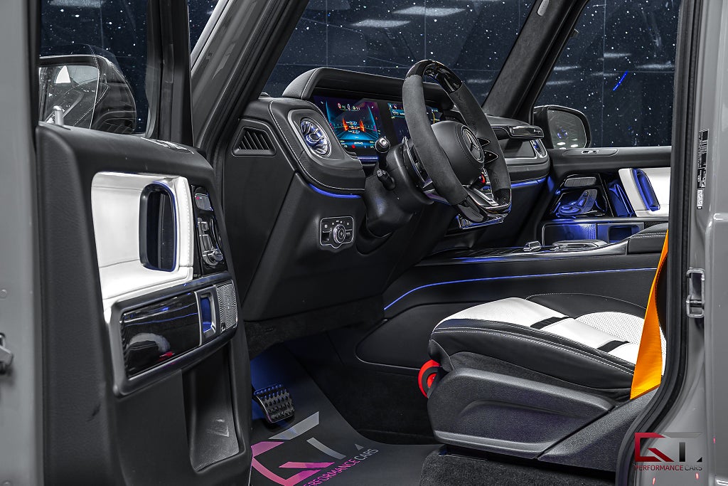 Mercedes-Benz G63 AMG FACELIFT MOMS Nardo A22 Monoblock Kolfiber Massage