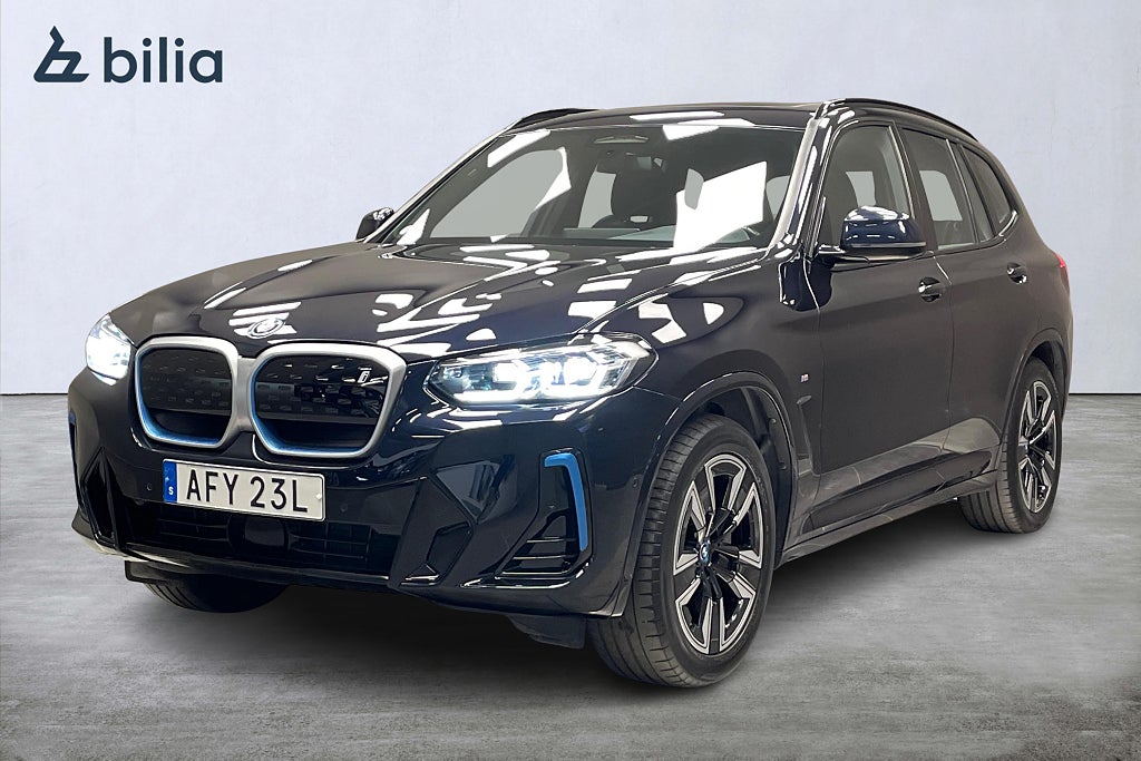 BMW iX3 iX3-M Sport-Rattvärme-Dragkrok-Panorama