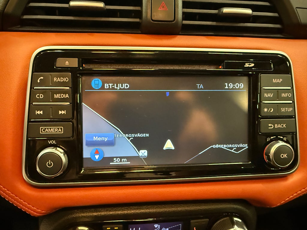 Nissan Micra Tekna 0.9 Turbo 360* Kamera V-hjul Nybesiktigad Helgkampanj! - miniatyr 20