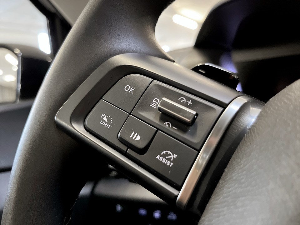 Bild på Citroën C4 X Shine 1.2 PT 130hk Aut - 360-KAMERA, CARPLAY