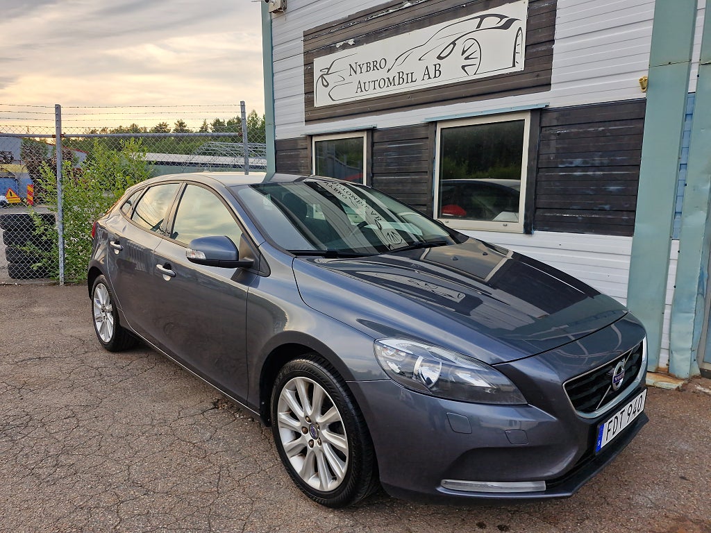 Volvo V40 D2 Powershift Kinetic Euro 5&KamremByt&Nyservad&Drag
