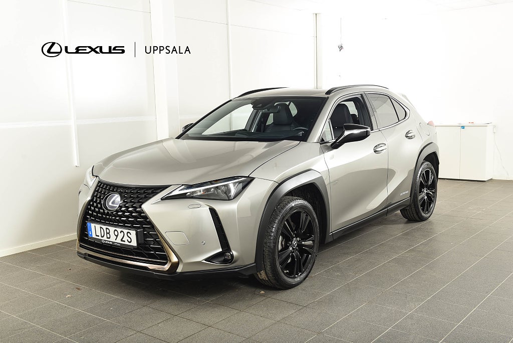 Lexus UX 250h AWD Comfort Sport Edition /Drag