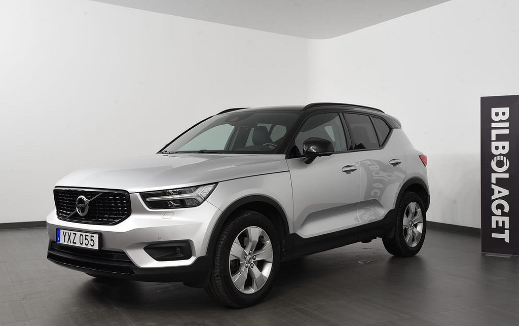 Volvo XC40 D4 AWD R-Design Intro Edition / Panorama / Dynamisk - led