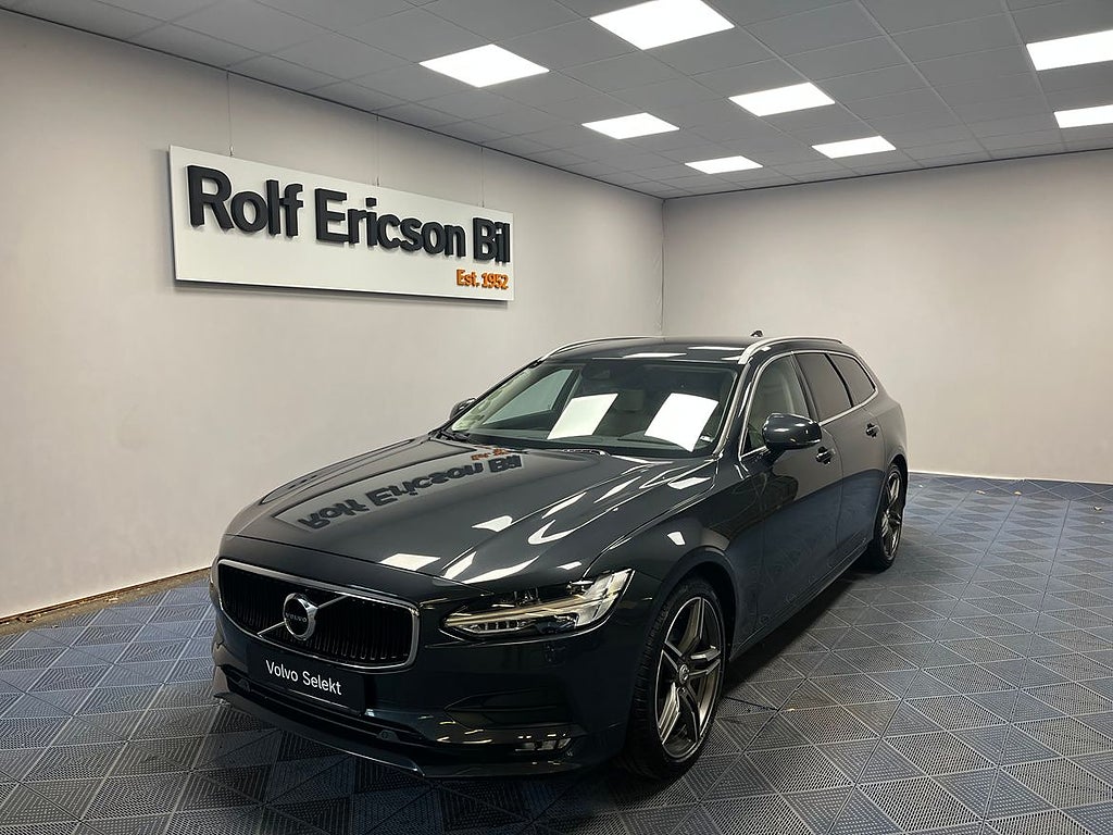 Volvo V90 D4 Momentum Advanced SE II