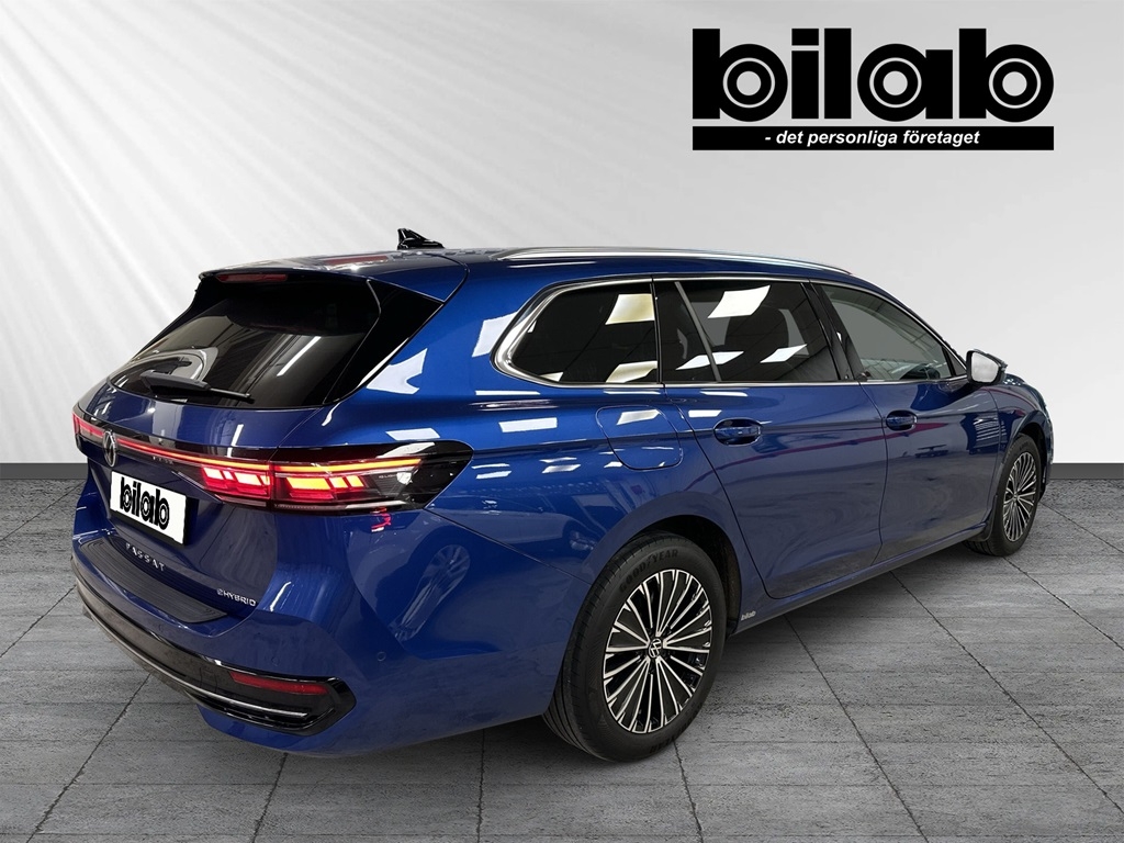 Volkswagen Passat 2024, bild 4/37