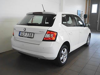 Halvkombi Skoda Fabia 7 av 22