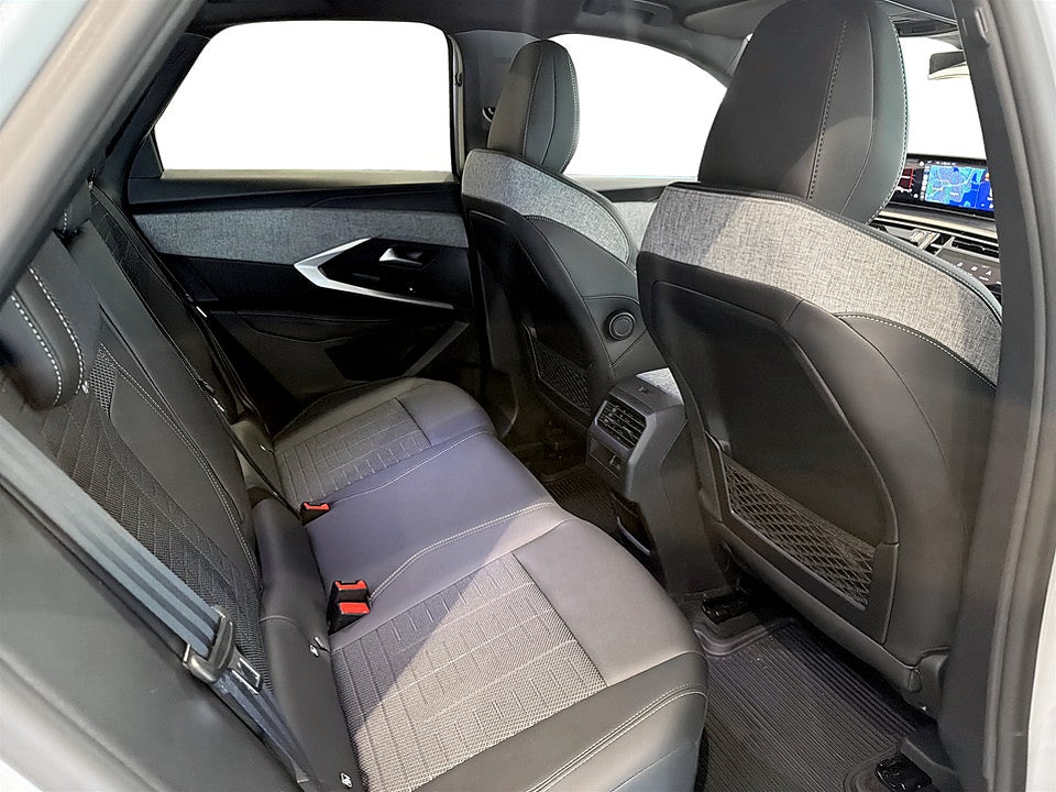 Bild på Peugeot 3008 GT Hybrid 145hk Aut B-KAMERA CARPLAY