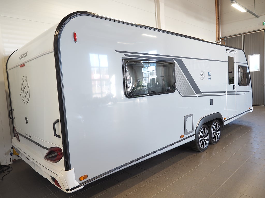 Knaus Südwind 650 UX 60 Year Mässerbjudande 2559:-/mån I ALDE I Queenb