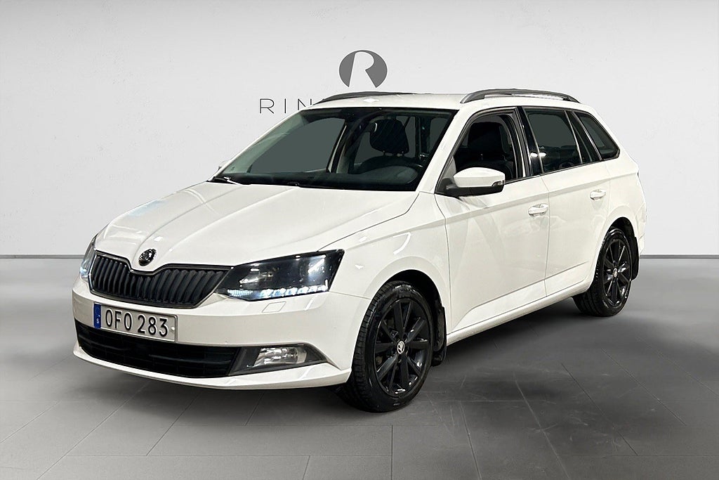 Skoda Fabia Kombi 1.2 TSI 90 HK STYLE DRAG CARPLAY 360KR/ÅR 16"