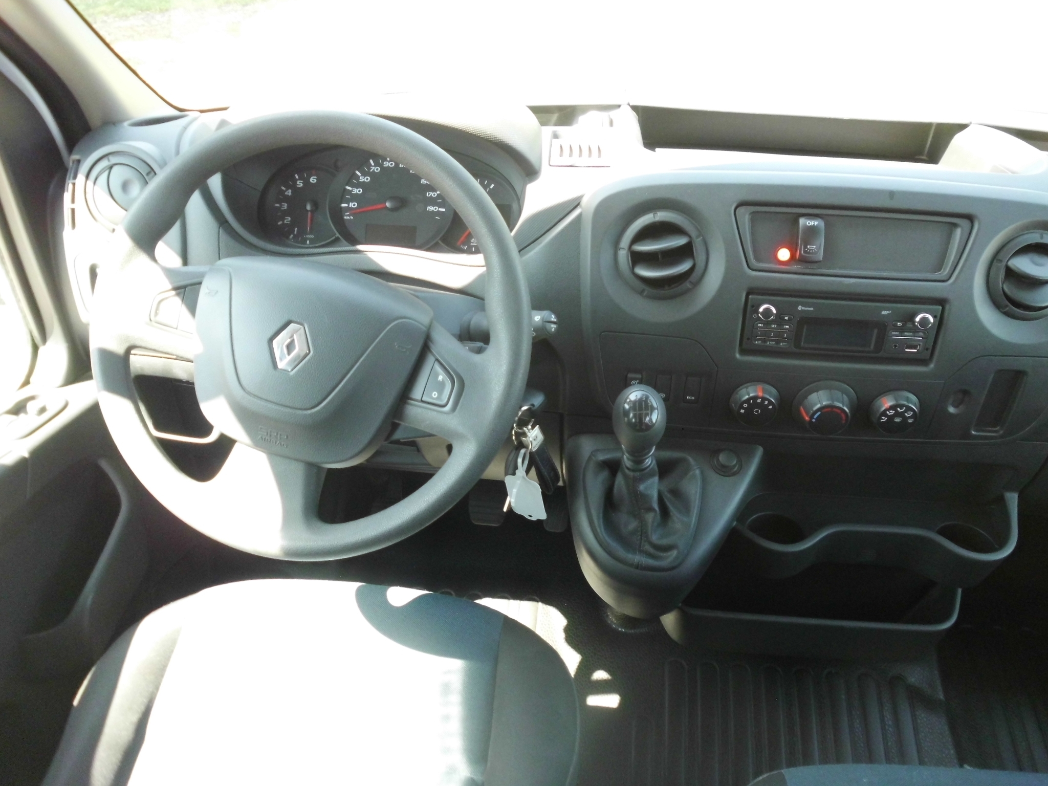 Renault Master 2,3 dCI man17 säte Euro 6 2019, kuva 4/36