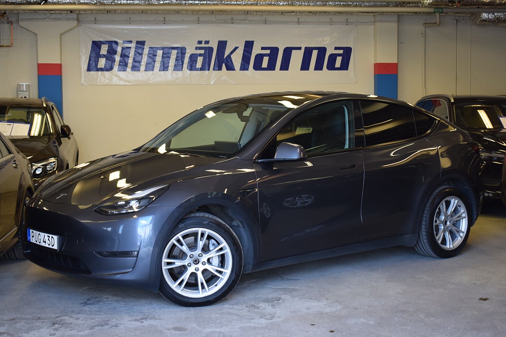 Tesla Model Y Long Range AWD VÄRM/ PANO/ ADAP-FART/ NAVI/ KAMERA