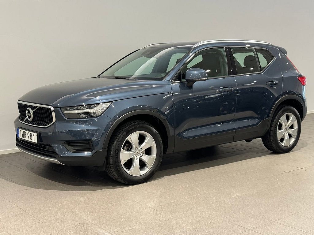 Volvo XC40 T2 FWD Momentum Advanced