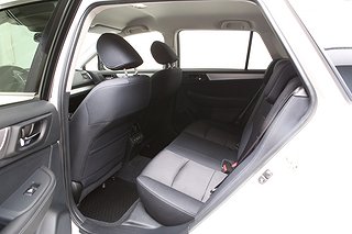Kombi Subaru Outback 13 av 15