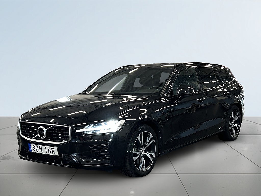 Volvo V60 T6 Twin Engine AWD  R-Design S&V-hjul/Carplay/Värmare