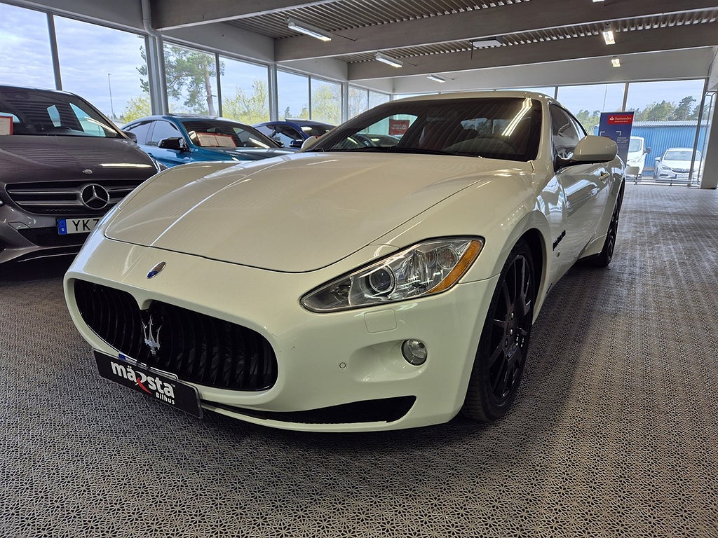 Maserati GranTurismo 4.2 V8 (405hk)  3626:- Månaden