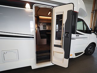 Husbil-halvintegrerad Kabe Travel Master Royal 780 LB 6 av 25