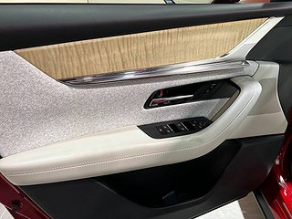 SUV Mazda CX-60 20 av 26
