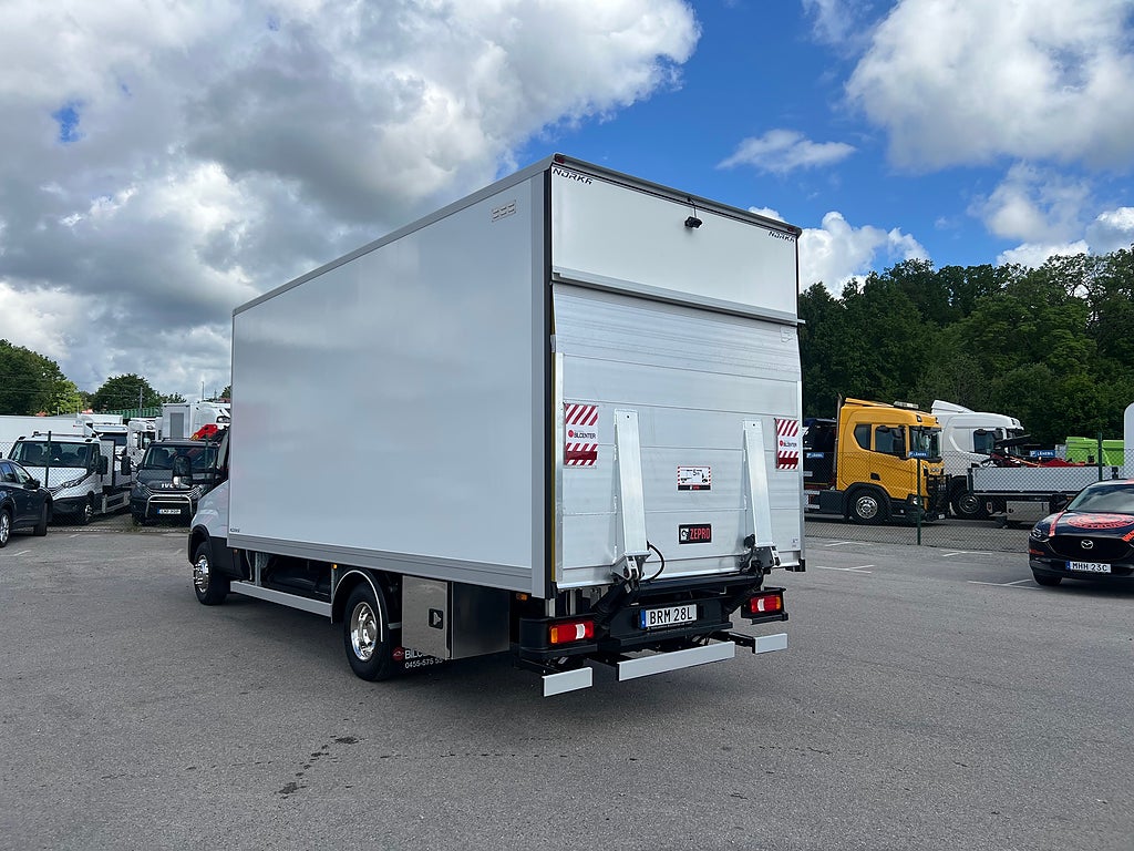 Iveco Daily 72C14G A8 CNG Skåpbil med Z-Lift