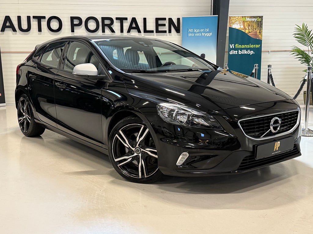 Volvo V40 D3 R-Design 18" Skinn / Mocka / Hifi ljud Kamrem bytt  