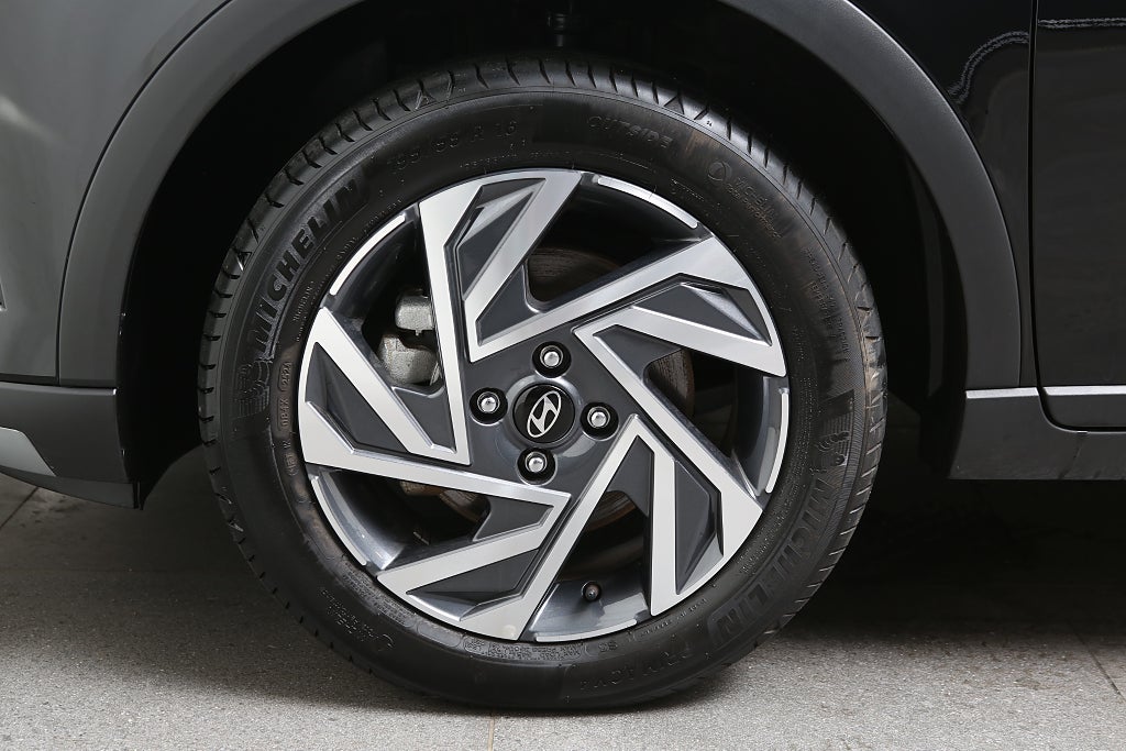 Hyundai Bayon 1.0 T-GDI Essential | Aut | Moms |