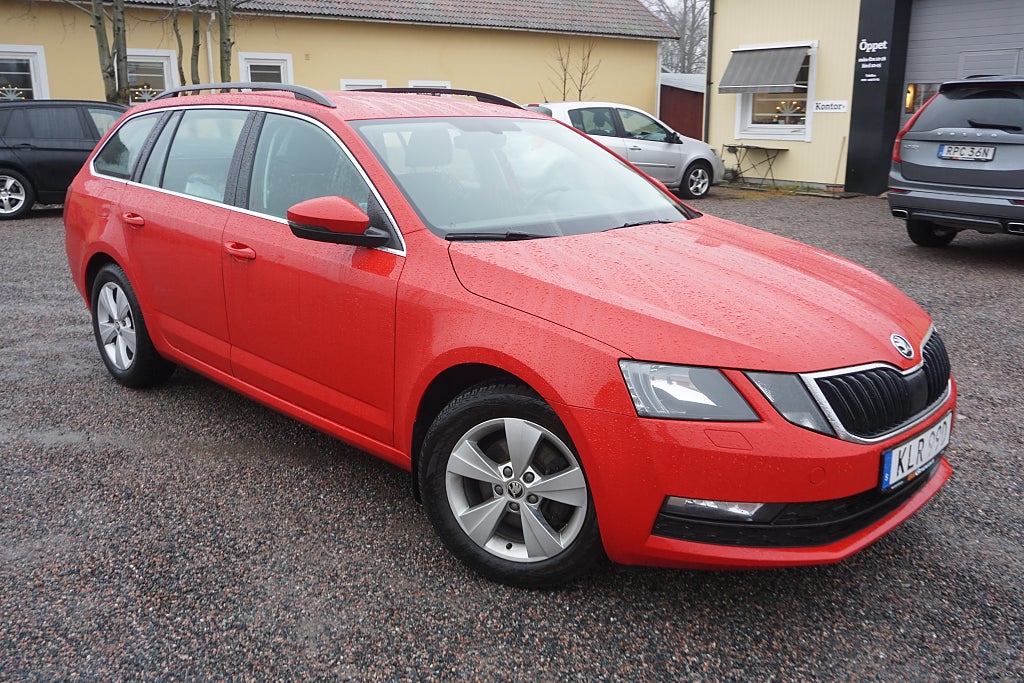Skoda Octavia Kombi 1.0 TSI Ambition Drag/Värmare