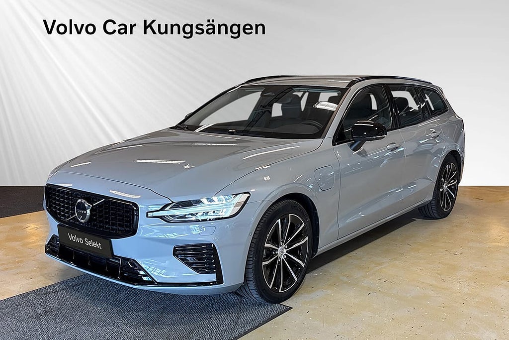 Volvo V60 T6 Plus Dark Nordic Edition Harman/Kardon 360-k...