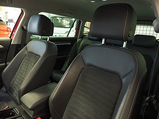 Kombi Volkswagen Passat 15 av 23