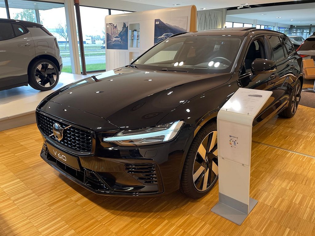 Volvo V60 Recharge T8 Ultimate Dark | *Rabattkampanj - Nu med premie!