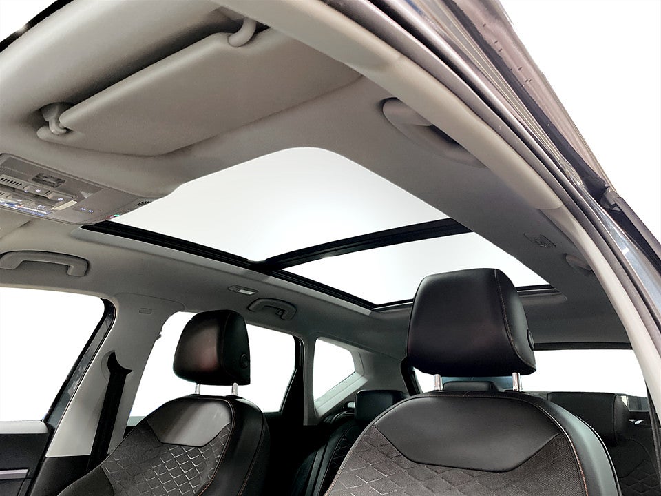 Bild på Seat Ateca FR 2.0 TSI 190hk Aut 4WD PANO B-KAMERA DRAG