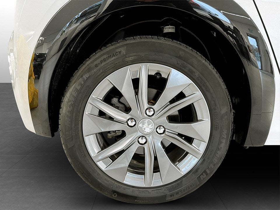 Bild på Peugeot E-208 Active Pack 50kWh 136hk Aut - CARPLAY, BACKSENSORER