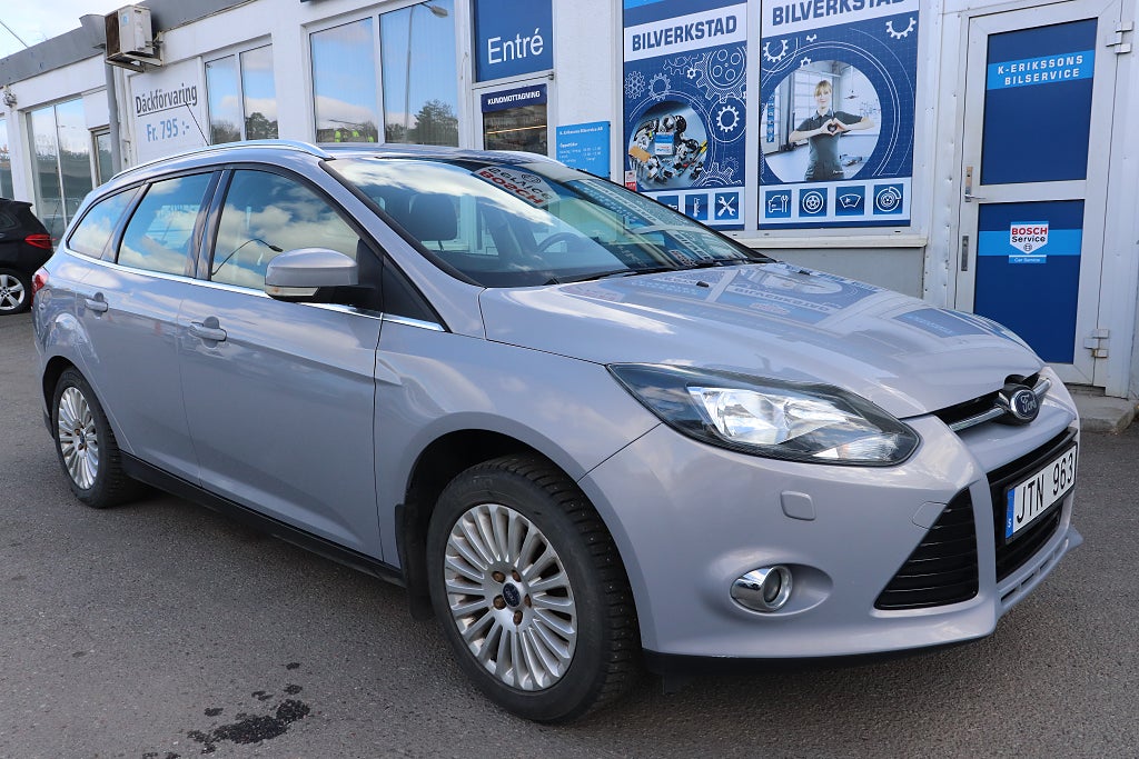 Ford Focus Kombi 1.0 EcoBoost Titanium| SoV-Hjul | Dragkrok 