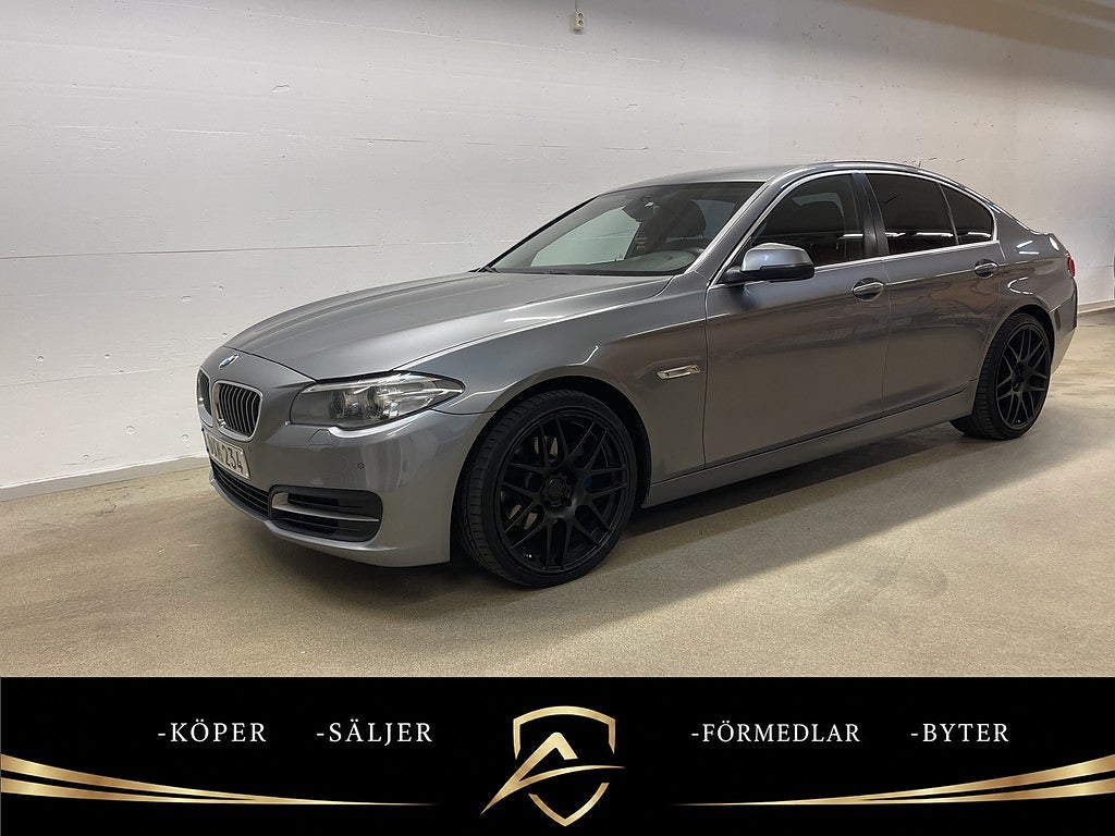 BMW 520d Sedan Steptronic Ambientebtelysning AlcantaraR CarPlay 