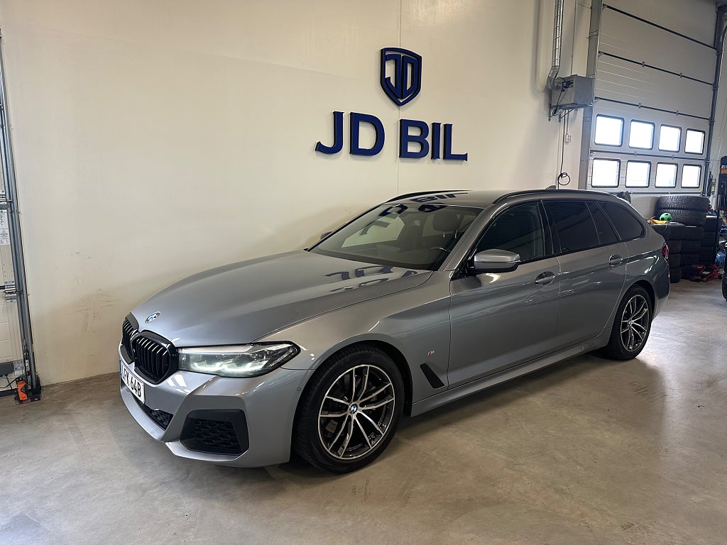 BMW 520d xDrive Touring M Sport Kamera Drag  Adaptivfarth 190hk 