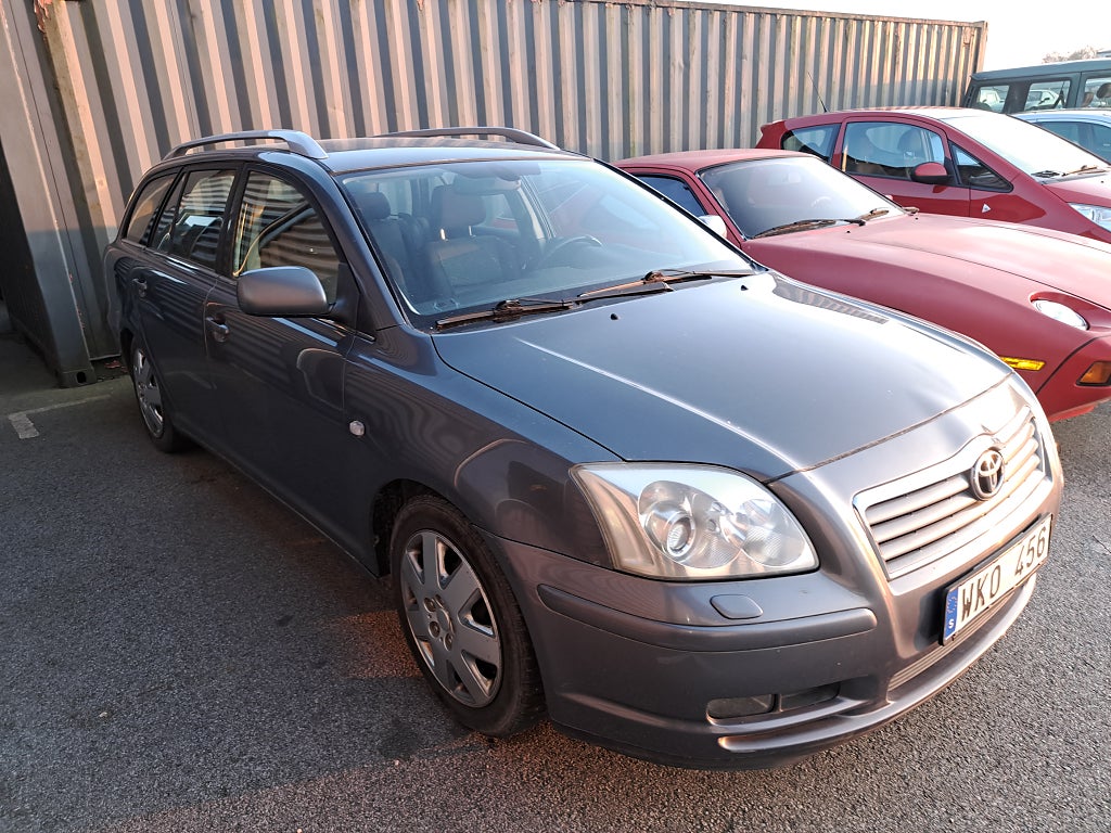 Toyota Avensis Kombi 2.0 D-4 VVT-i