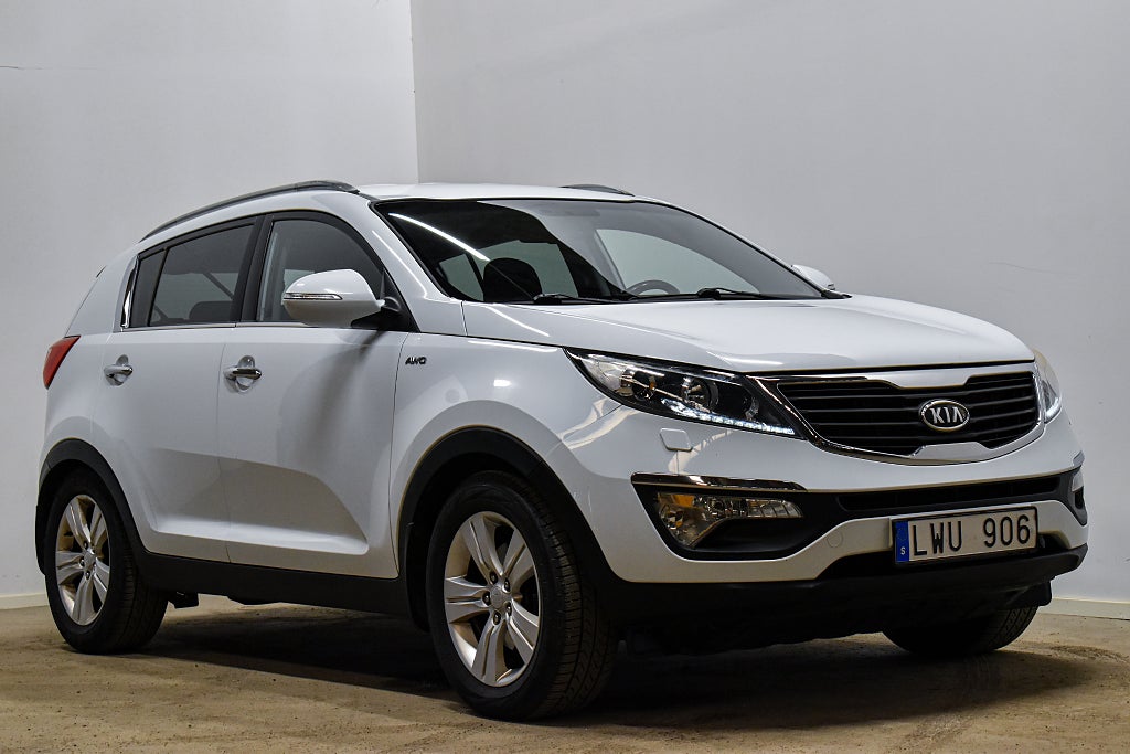 Kia Sportage 2.0 CRDi AWD EX Dragkrok Nybesiktigad PDC 184hk