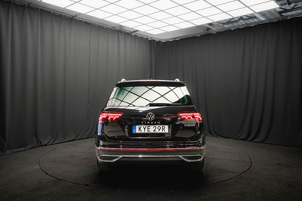 Volkswagen Tiguan TDI 4M PANO D-VÄRM DRAG KAMERA COCKPIT IQ 1-ÄGARE MOMS