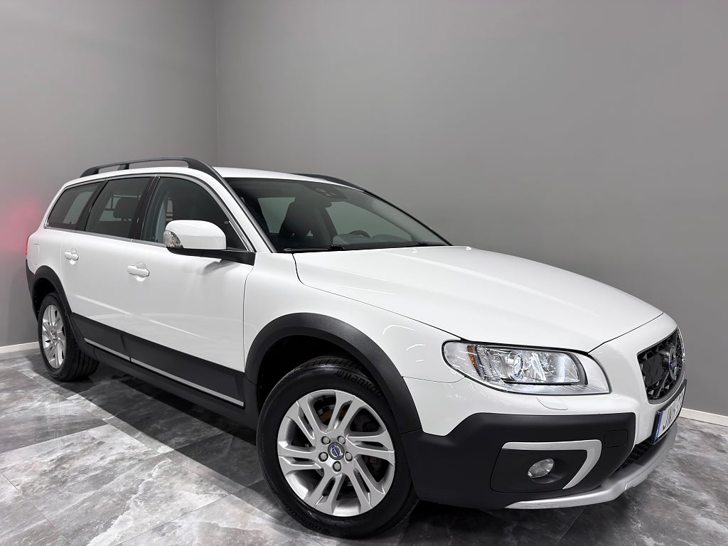 Volvo XC70 D4 AWD Auto/Classic/Drag/GPS/Värmare/1 Ägare/181HK