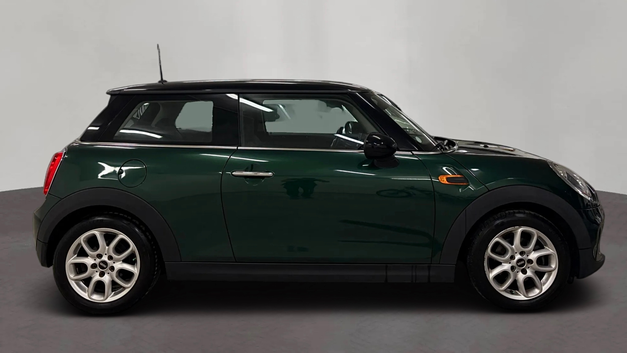 MINI Cooper D 3-dörrars 2016, bild 4/10