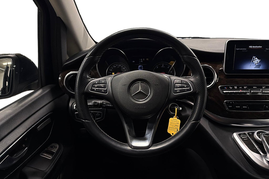 Mercedes-Benz V V 250d 3.1t 7-sits Drag, Läder, Navi, Kamera, FR 2,99%