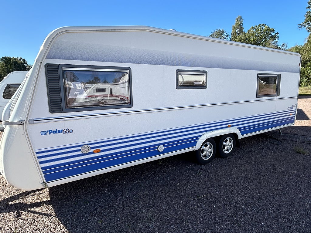 Polar Polar 680 lång bäddar, wc dusch bak