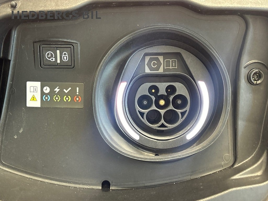 DS 4 E-TENSE Performance Line Plus 225Hk Plug-In Hybrid thumbnail