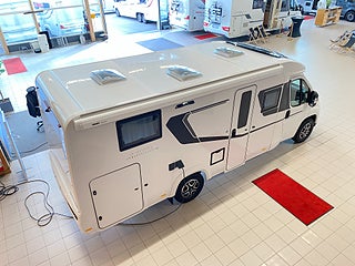 Husbil-halvintegrerad Adria COMPACT SELECT DL 7 av 24
