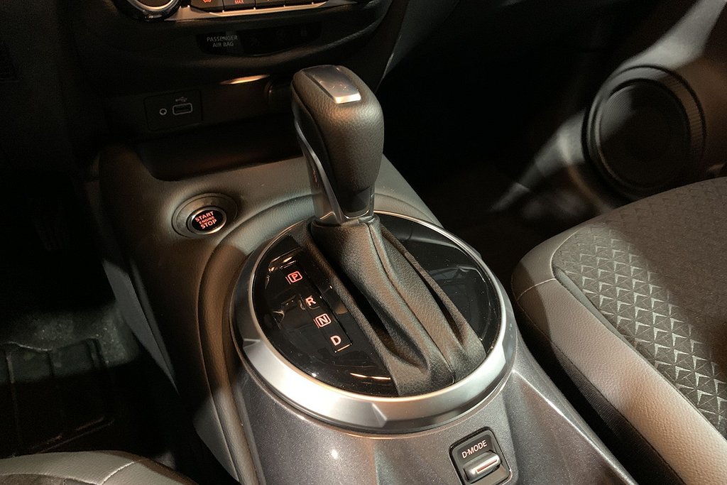 Nissan Juke 1,0 DIG-T 114hk 7DCT N-Connecta Navi Kamera 2024