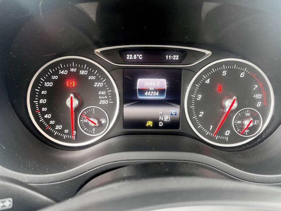 Bild på Mercedes-Benz B Urban 7G-DCT 122hk Aut B-KAMERA PANO