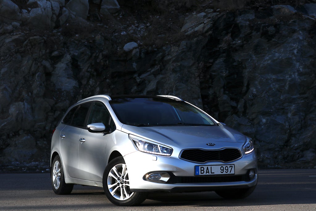 Kia Ceed cee'd_sw 1.6 CRDi/PANO/DRAG/1ägare