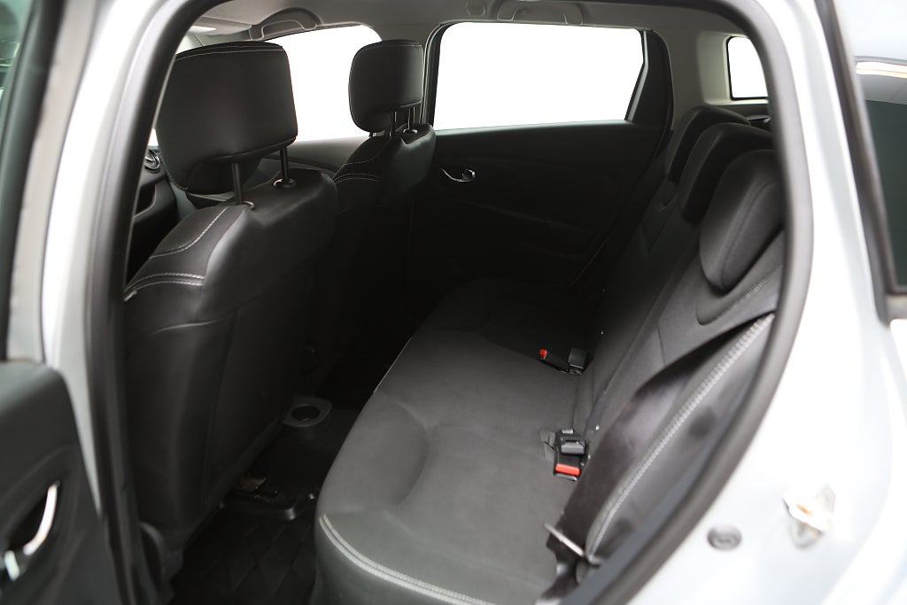 Renault Clio 0,9 TCe 90hk Sport Tourer 1ägare Motorvärmare 2014