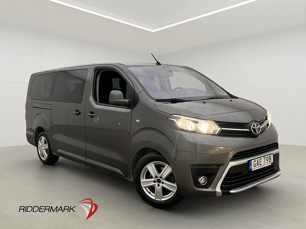 Toyota Proace Verso Extra Lång 2.0D Ny-Kamrem PDC 9-Sit Moms